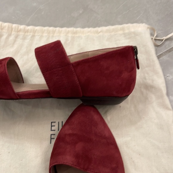 Eileen Fisher Vero Burgendy suede Cuoio side flats. Size 7 - Picture 4 of 7